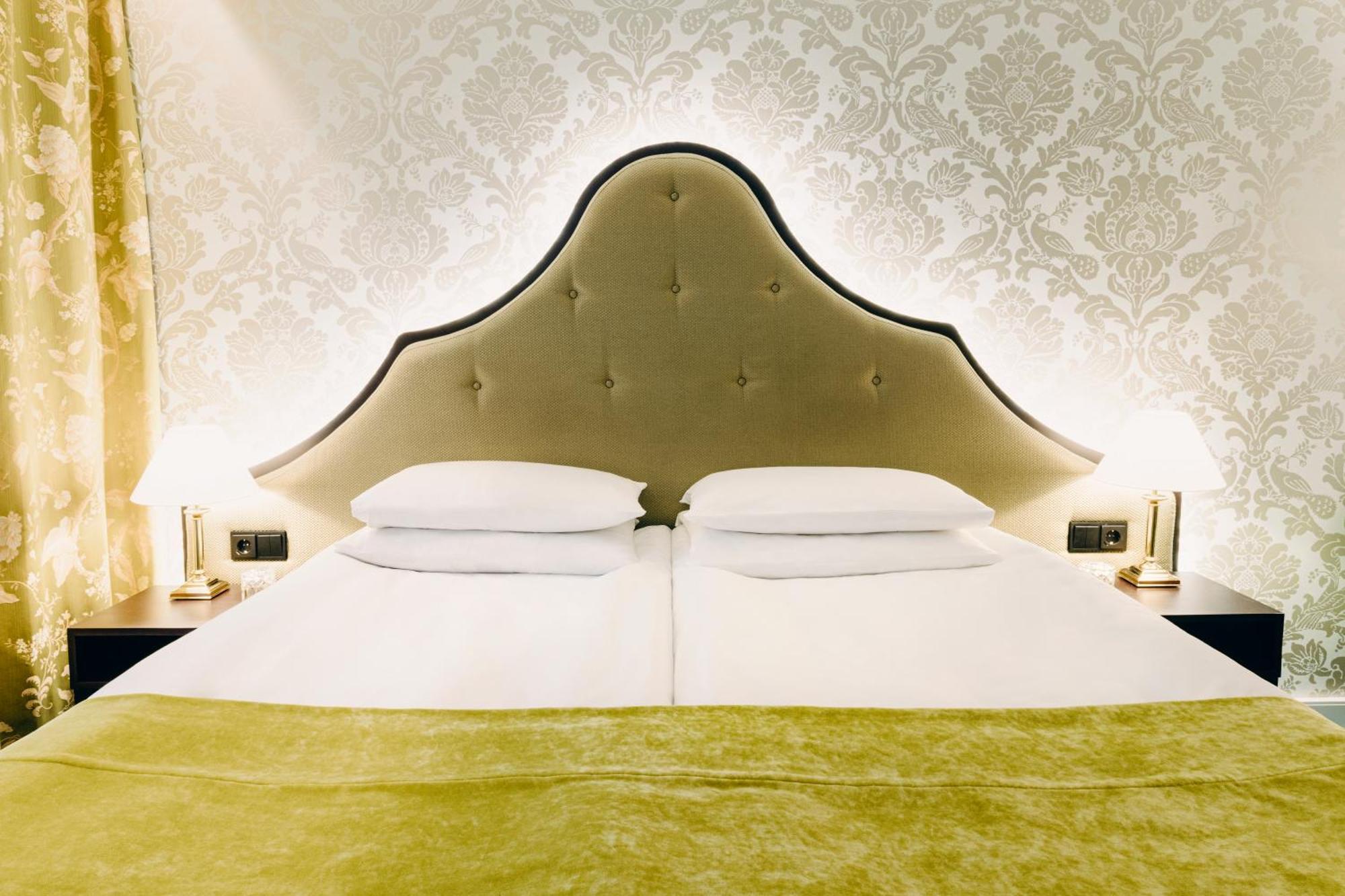 Standard Double Room,1434215503:JPEG