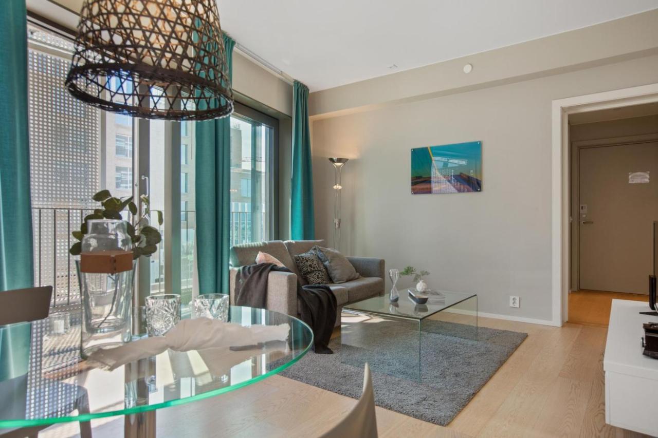 One-Bedroom Apartment,749906477:JPEG
